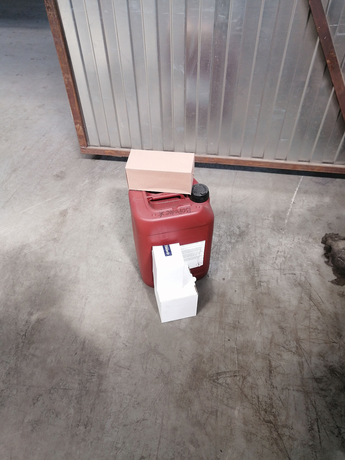 Отправка оборудования и запчастей