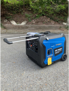 Бензиновый генератор Hyundai HHY 9050Si  для дачи фото