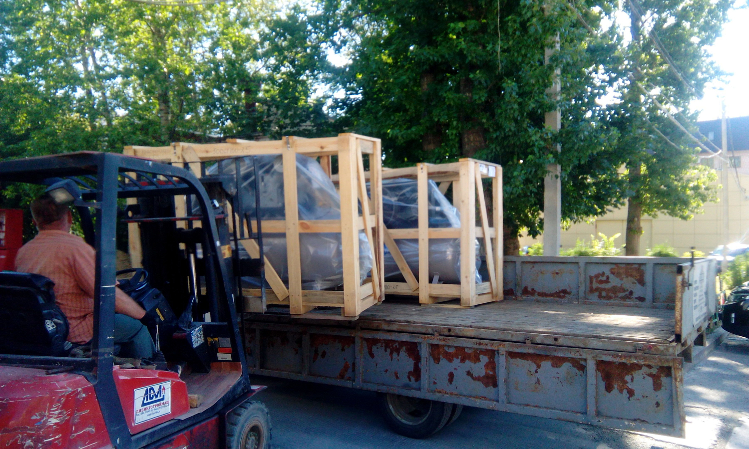 Поставка поршневых компрессоров Remeza СБ4/Ф-270.LB75 и СБ4/Ф-500.LT100 в Краснодар