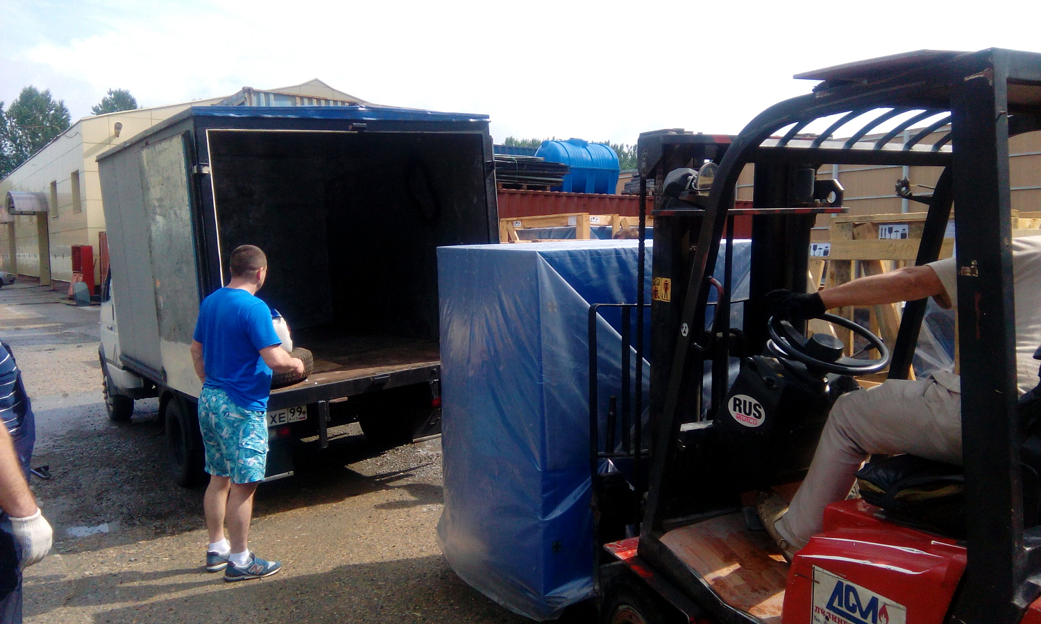 Отгрузка винтового компрессора Remeza ВК50-8 в Екатеринбург