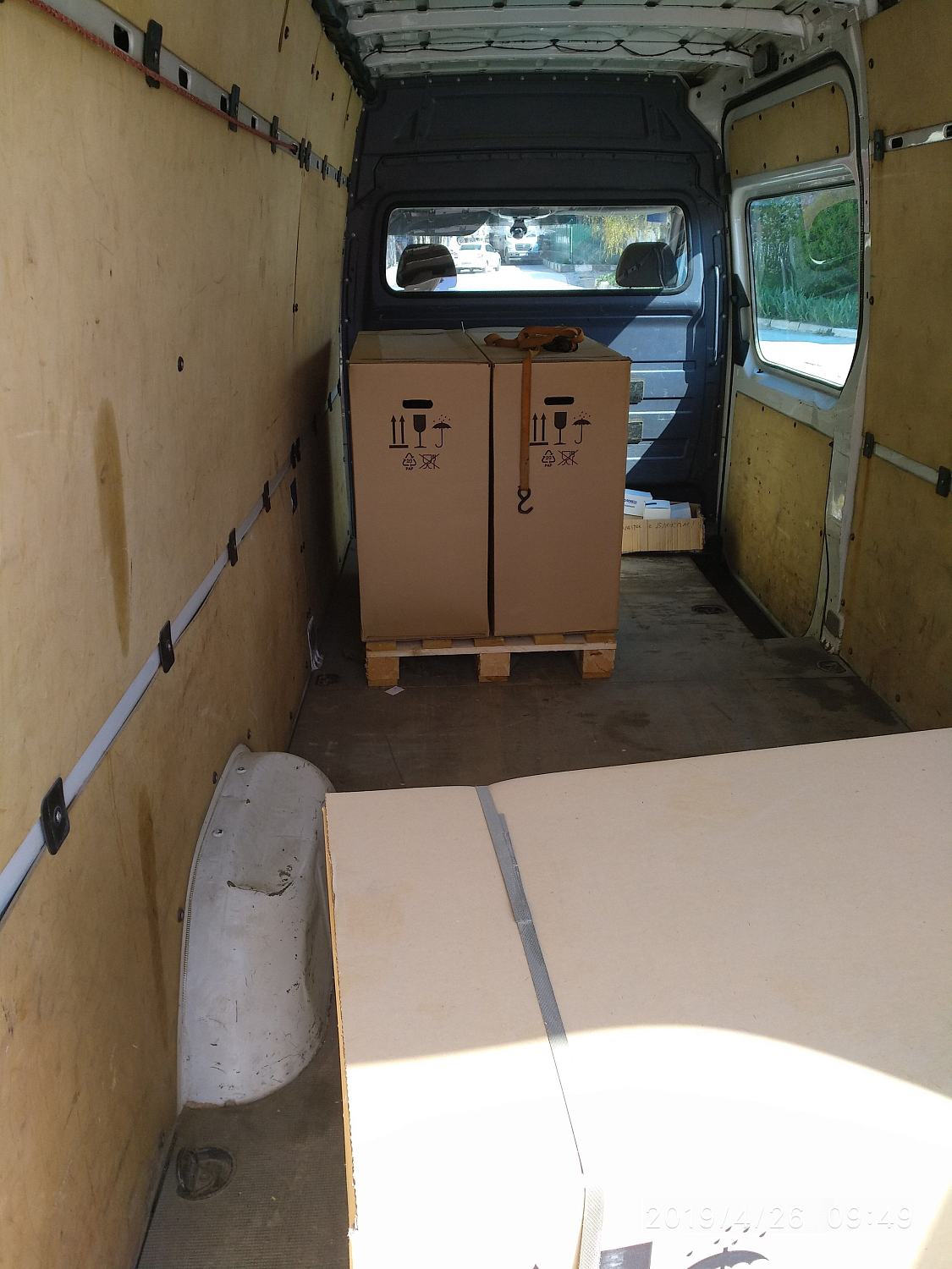 Отгрузка компрессора в Симферополе