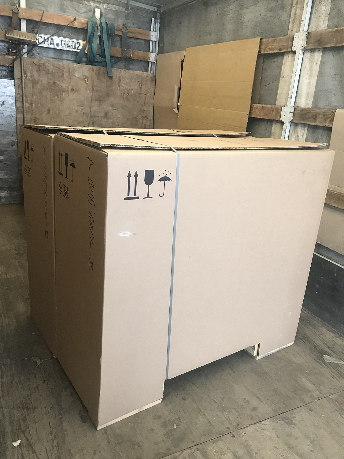 Отгрузка компрессора для автосервиса в Санкт-Петербурге