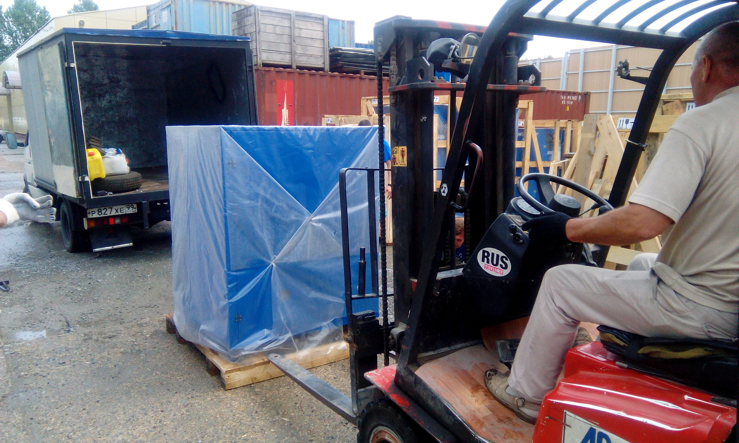 Отгрузка винтового компрессора Remeza ВК50-8 в Екатеринбург