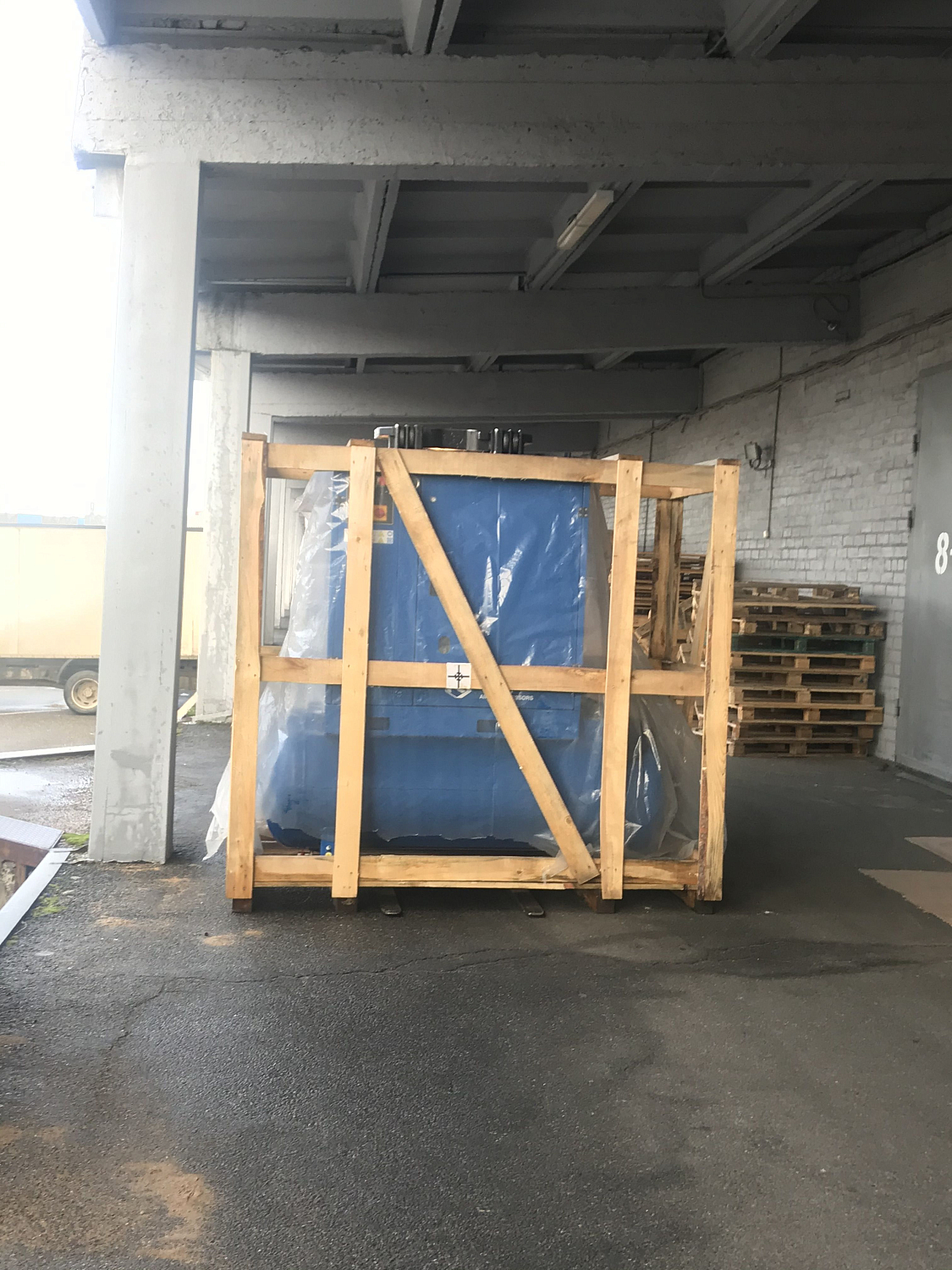 Компрессор Ремеза отгружен на завод по производству медицинских масок