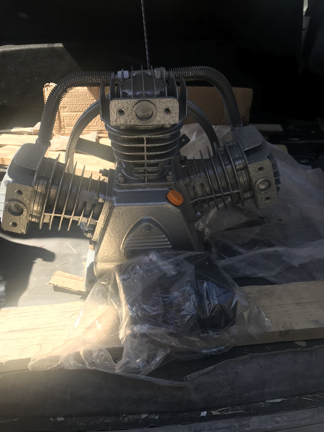 Отгрузка поршневого блока для ремонта компрессора в г. Санкт-Петербург Отгрузка поршневого блока для ремонта компрессора в г. Санкт-Петербург